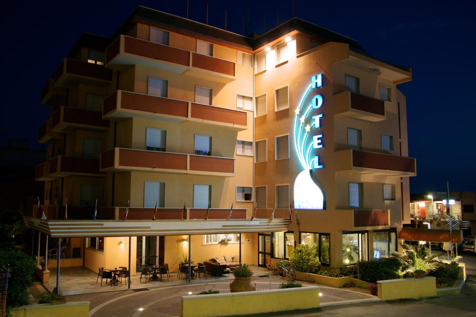 סן וינצ'נזו Hotel Il Delfino מראה חיצוני תמונה